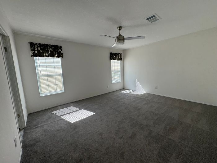 Lakewood Village MHC and RV Resort - Unit 98 - Bedroom