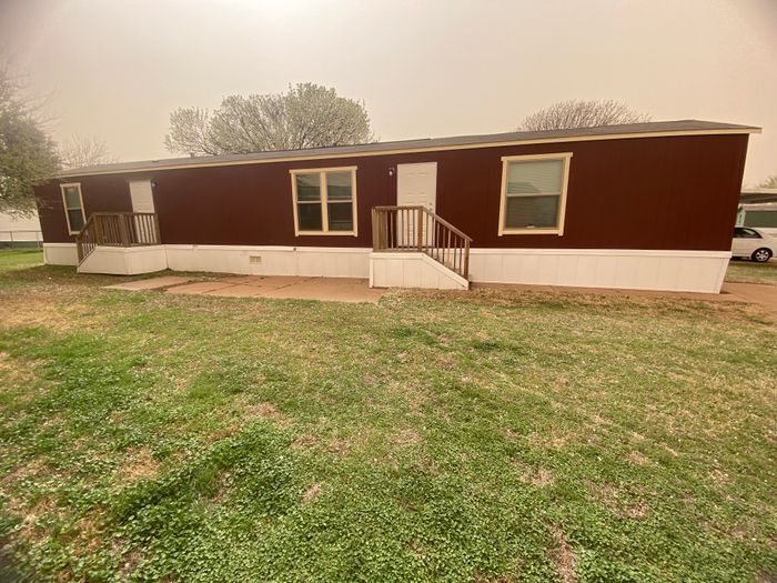 Sunnyvale Estates MHP - Unit 200 - Exterior, Street View