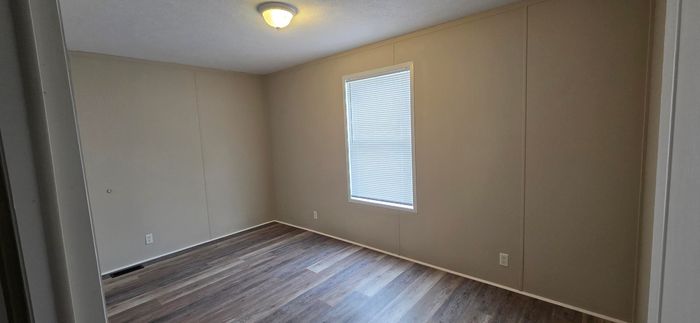 Ravines - Unit 200 - Bedroom