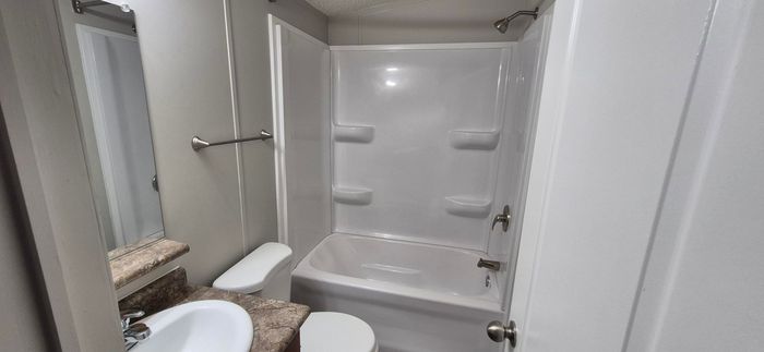 Riviera Courts - Unit 194 - Bathroom