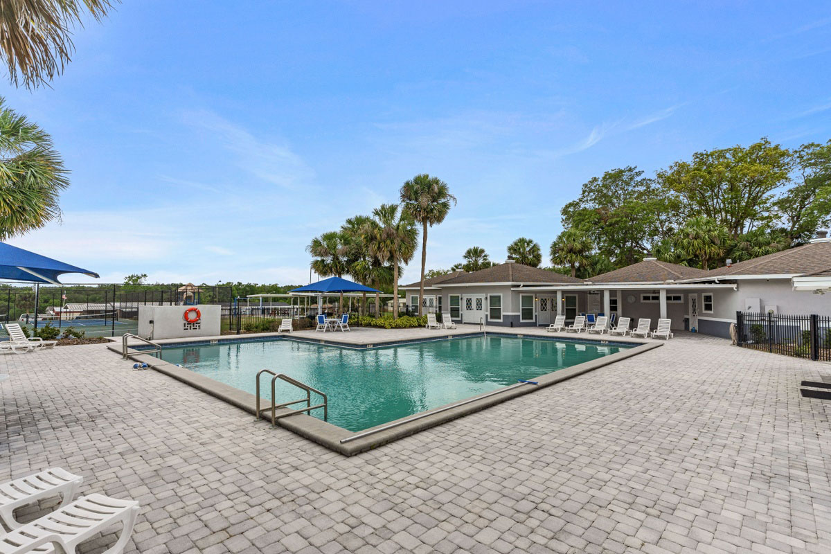 Oak Springs - exterior