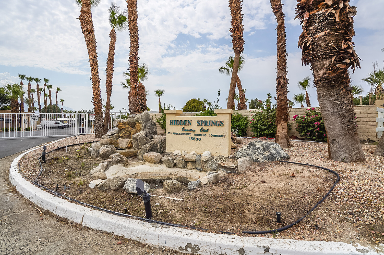 Hidden Springs - exterior