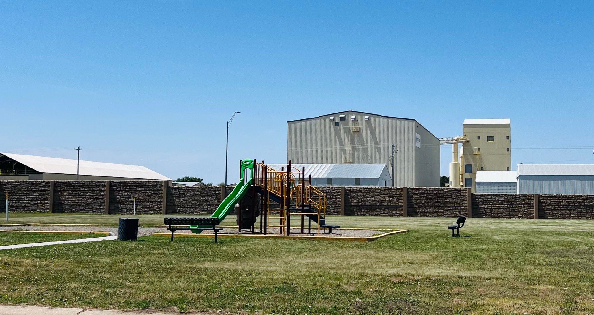 Cottonwood Meadows - exterior