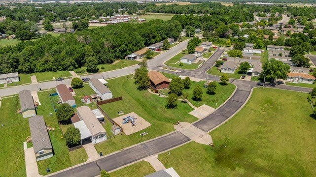 Cedar Creek - exterior