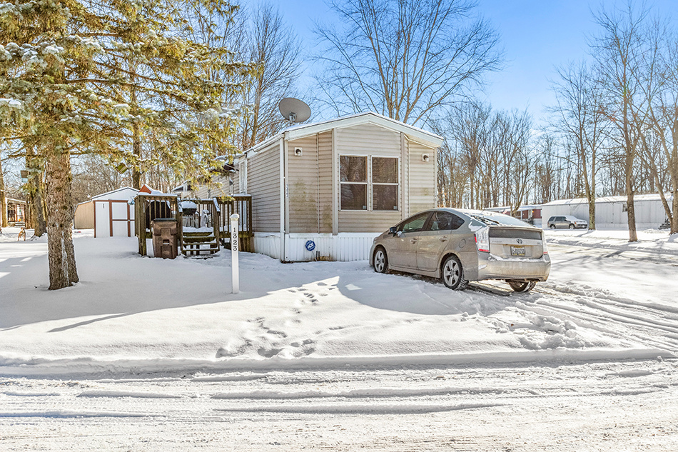 Wooded Acres Estates - exterior
