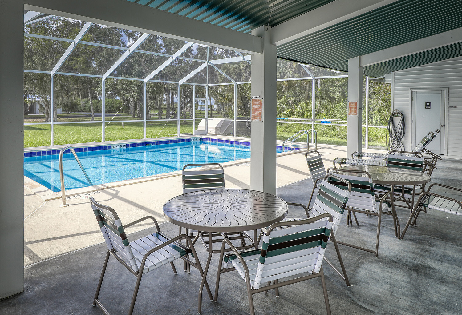 Maple Corner - exterior