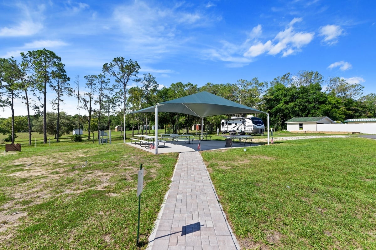 Ridgecrest - exterior