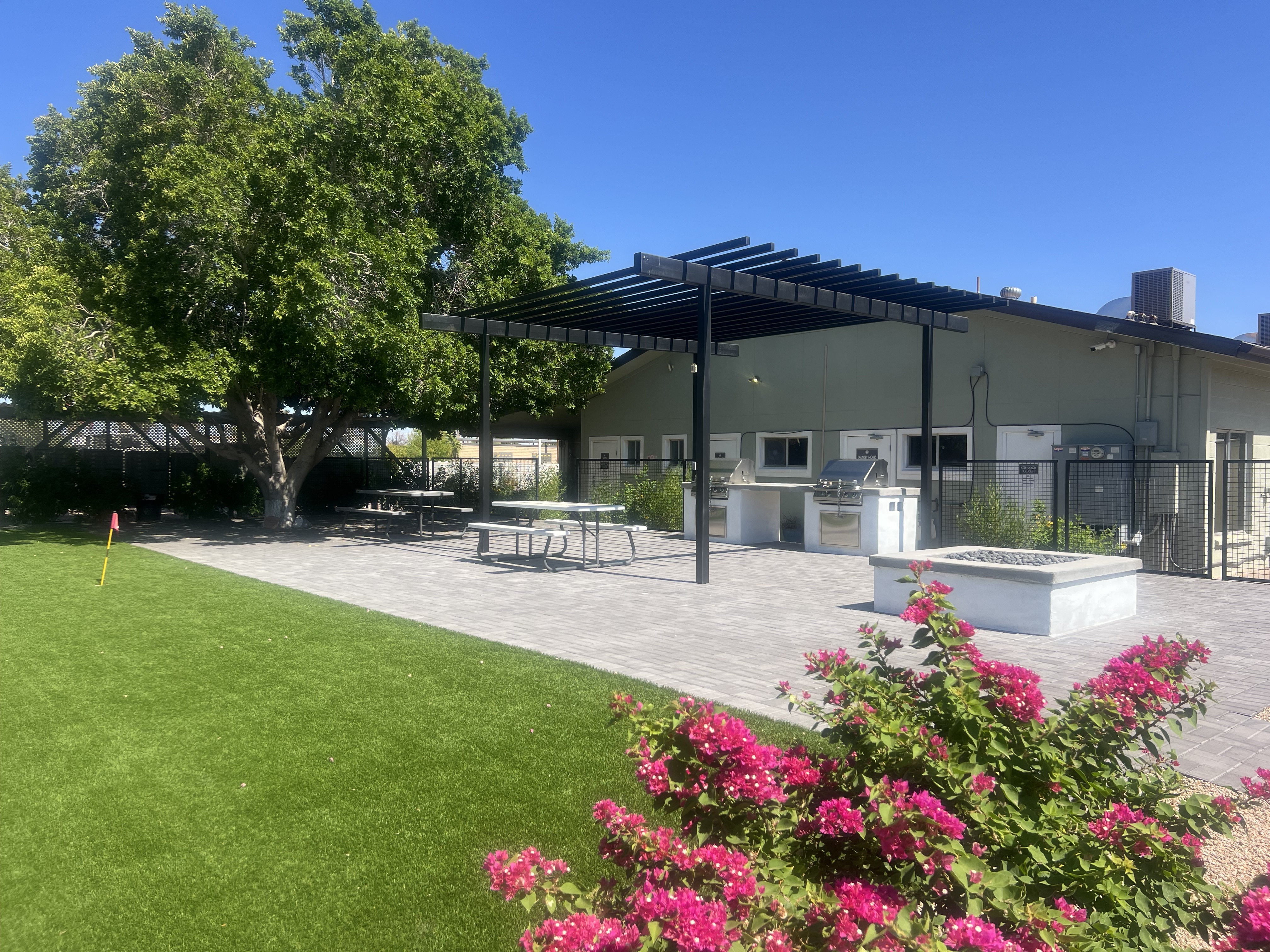 Brighthaven Estates - exterior