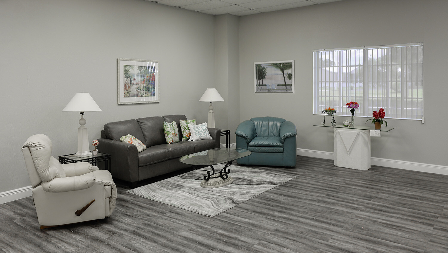 Maple Corner - exterior