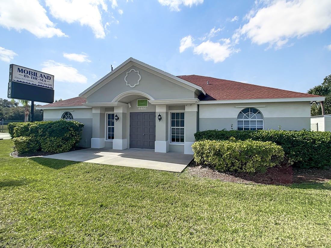 Mobiland by the Sea - exterior