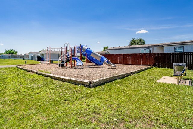 Cedar Creek - exterior