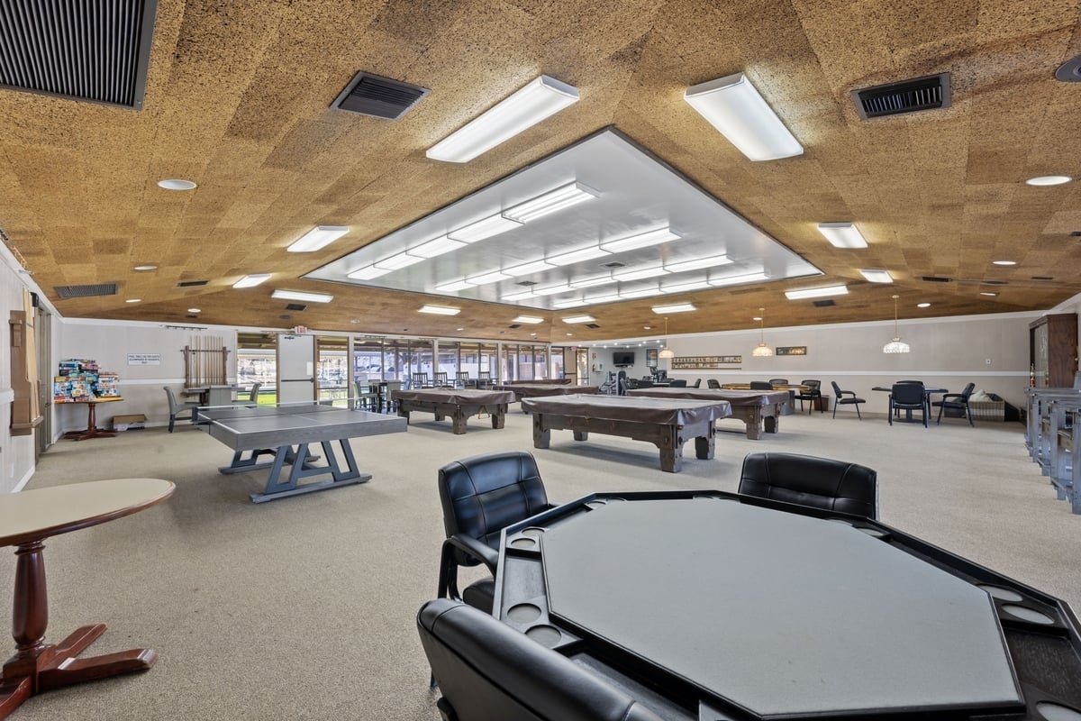 The Lakes at Hemet West - exterior