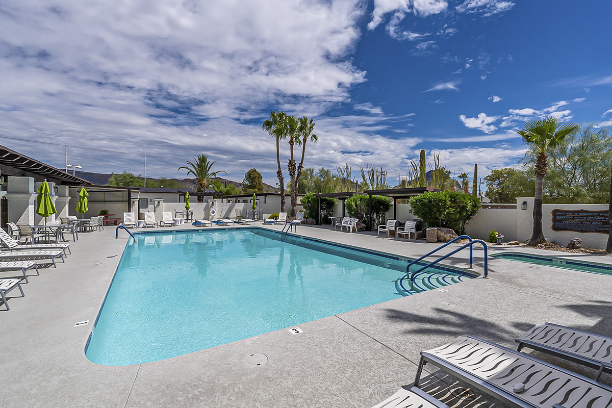 Western Way - exterior