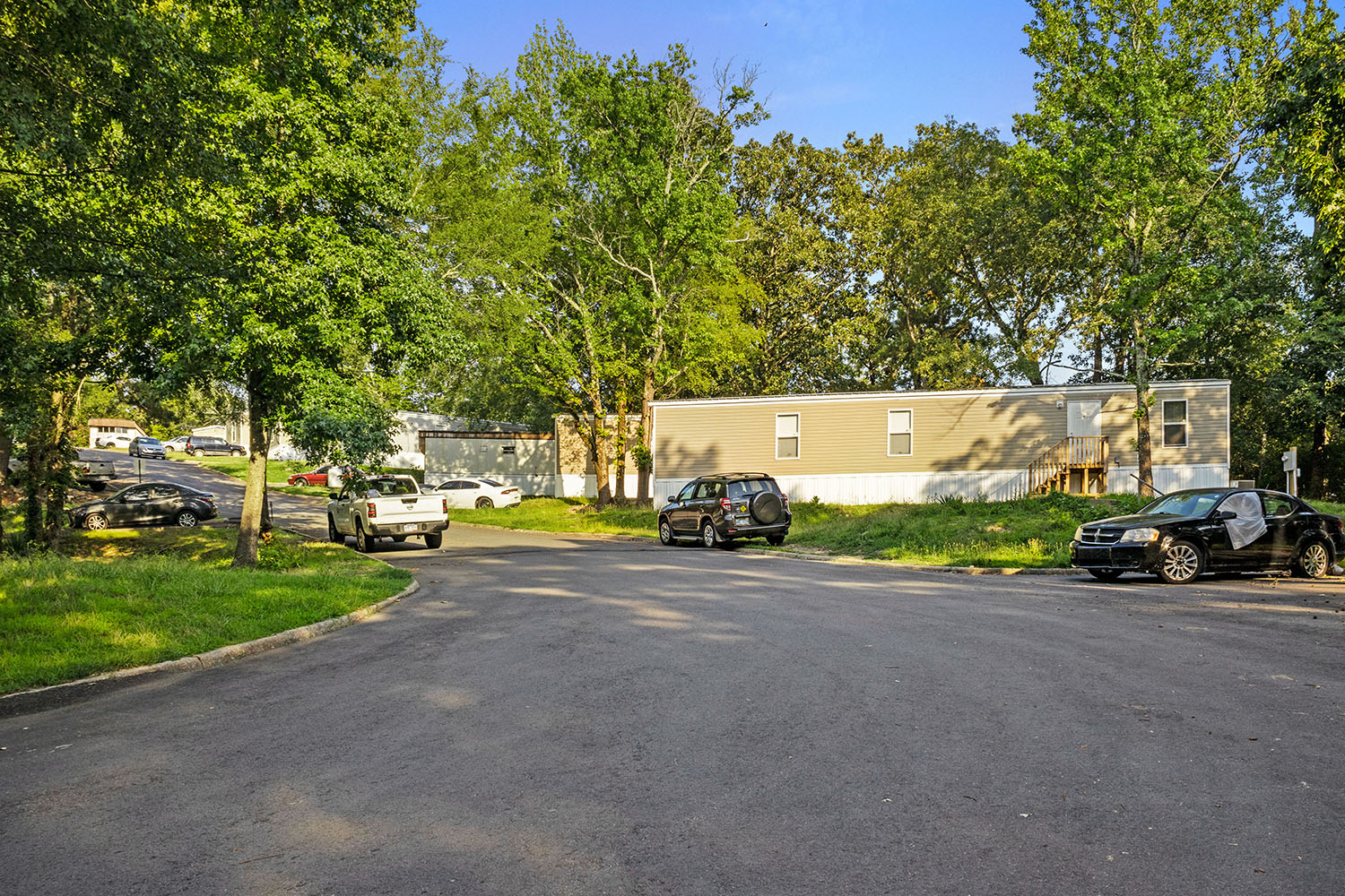 Rolling Hills - exterior