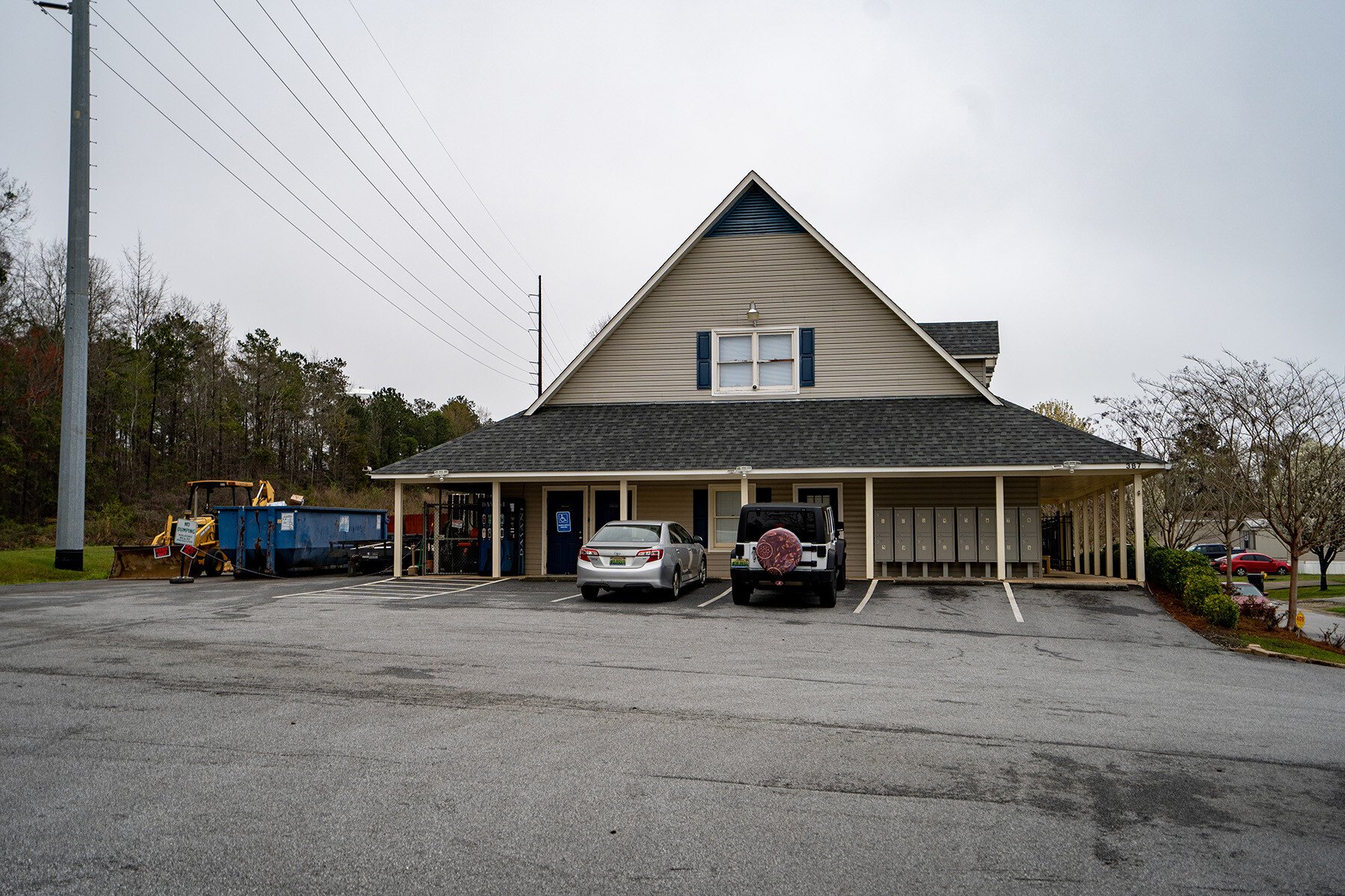 Avalon (AL) - exterior