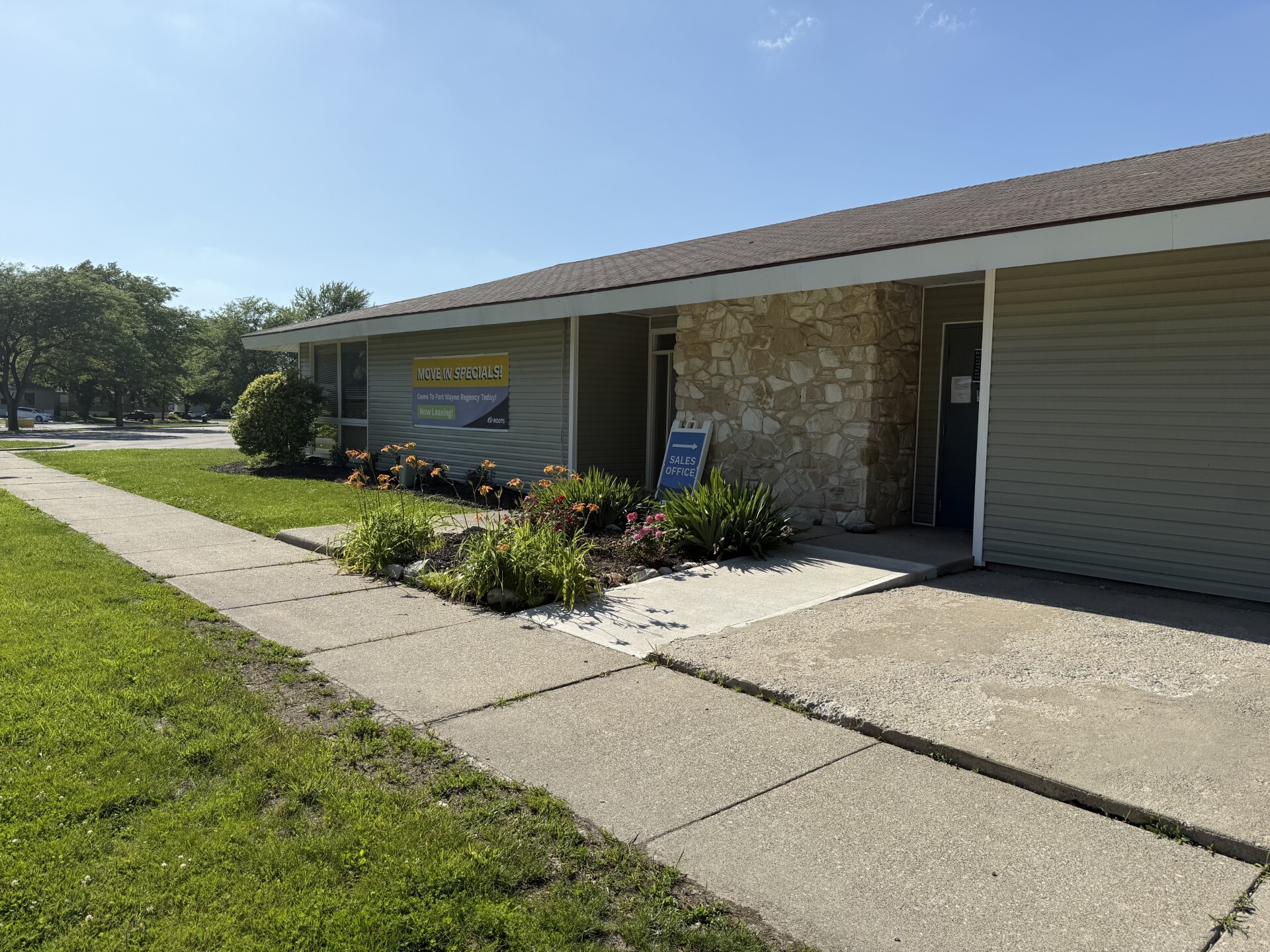 Fort Wayne - exterior