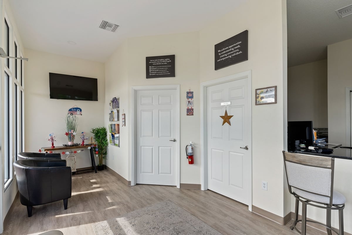 Ridgecrest - exterior