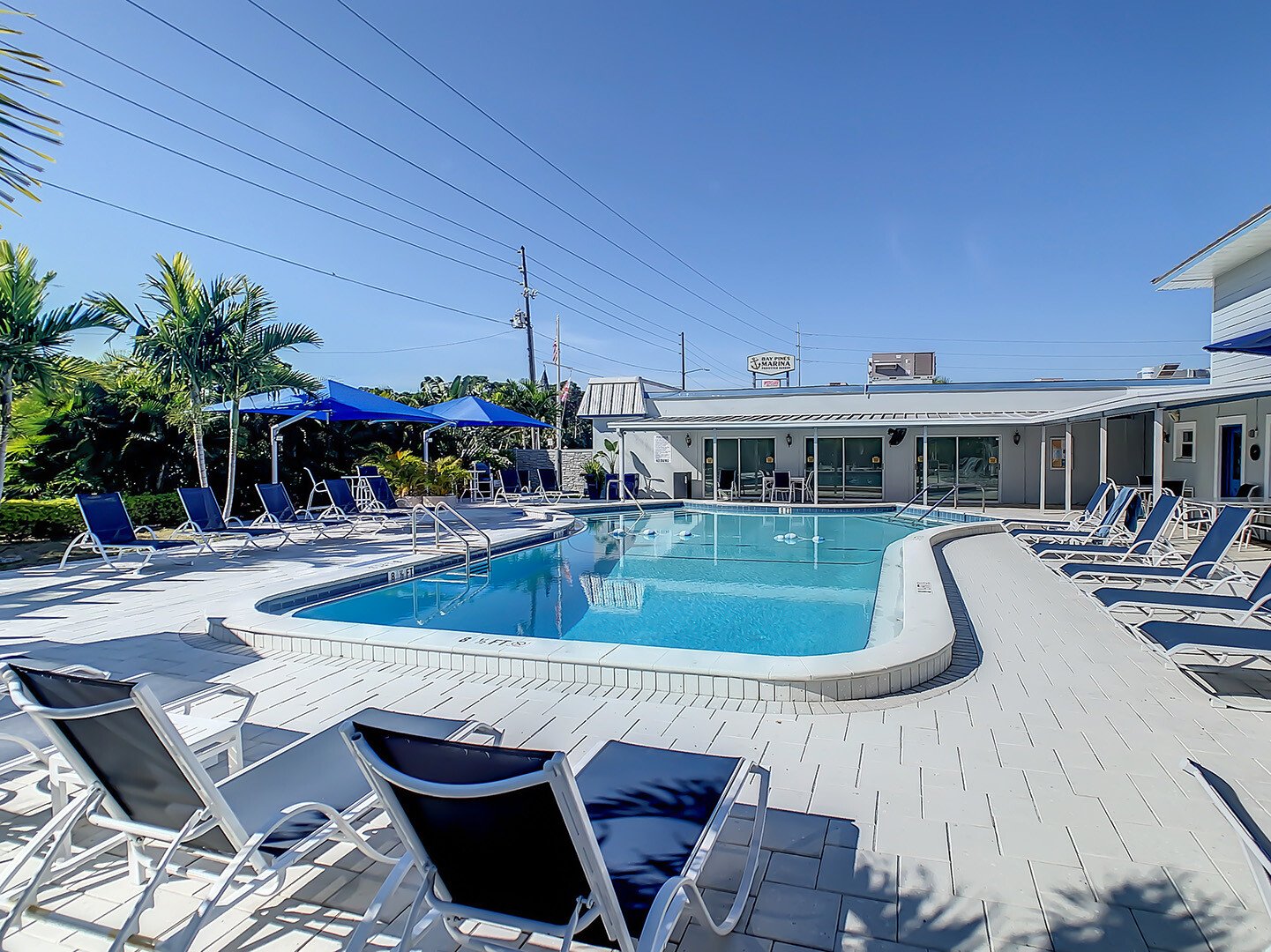 Harbor Lights - exterior