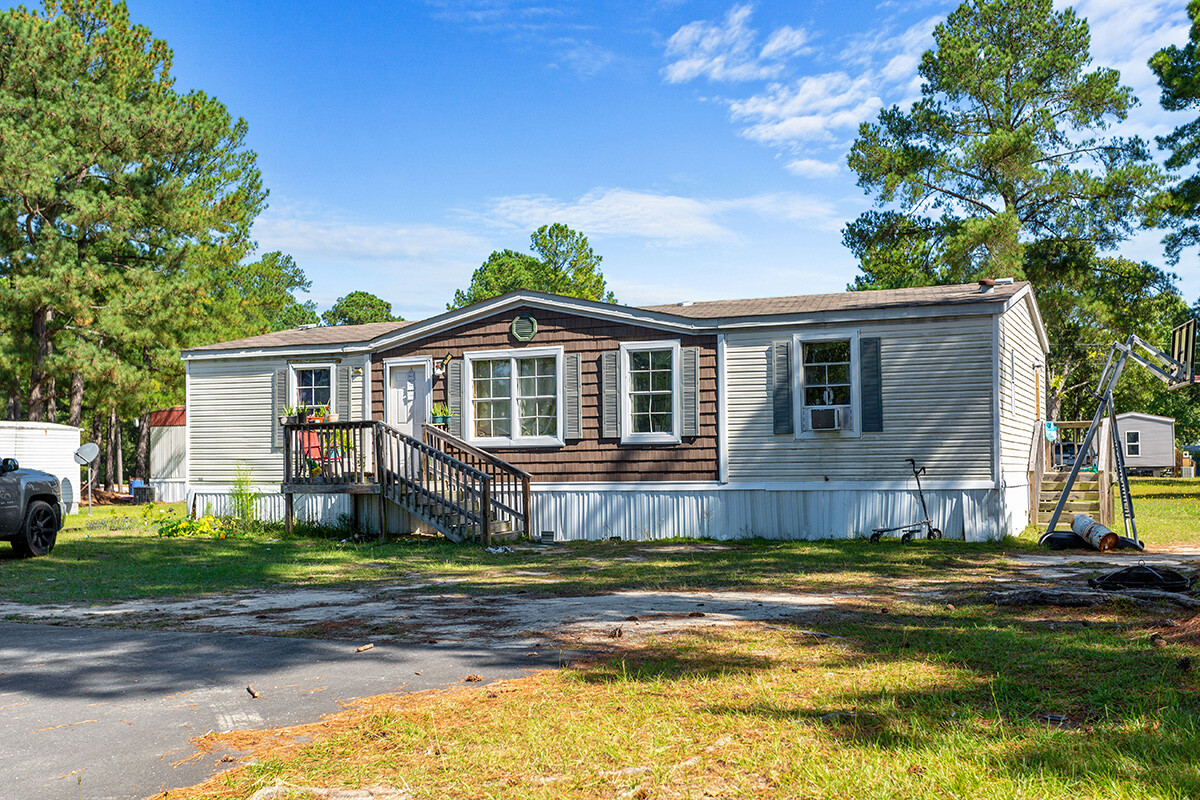 Anderson Creek - exterior