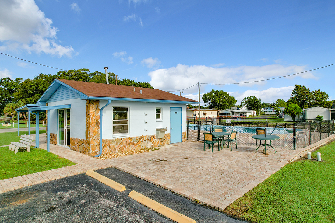 May Manor - exterior