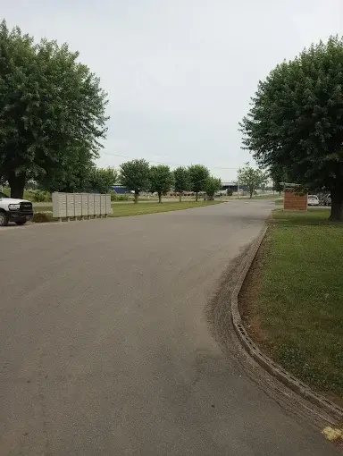 Bluegrass Meadows - exterior