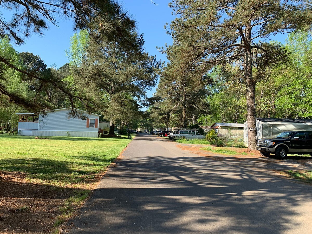 Deer Creek - exterior