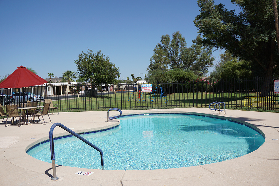 Shadow Hills - exterior