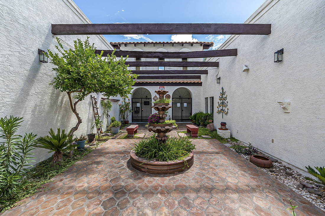 Western Way - exterior