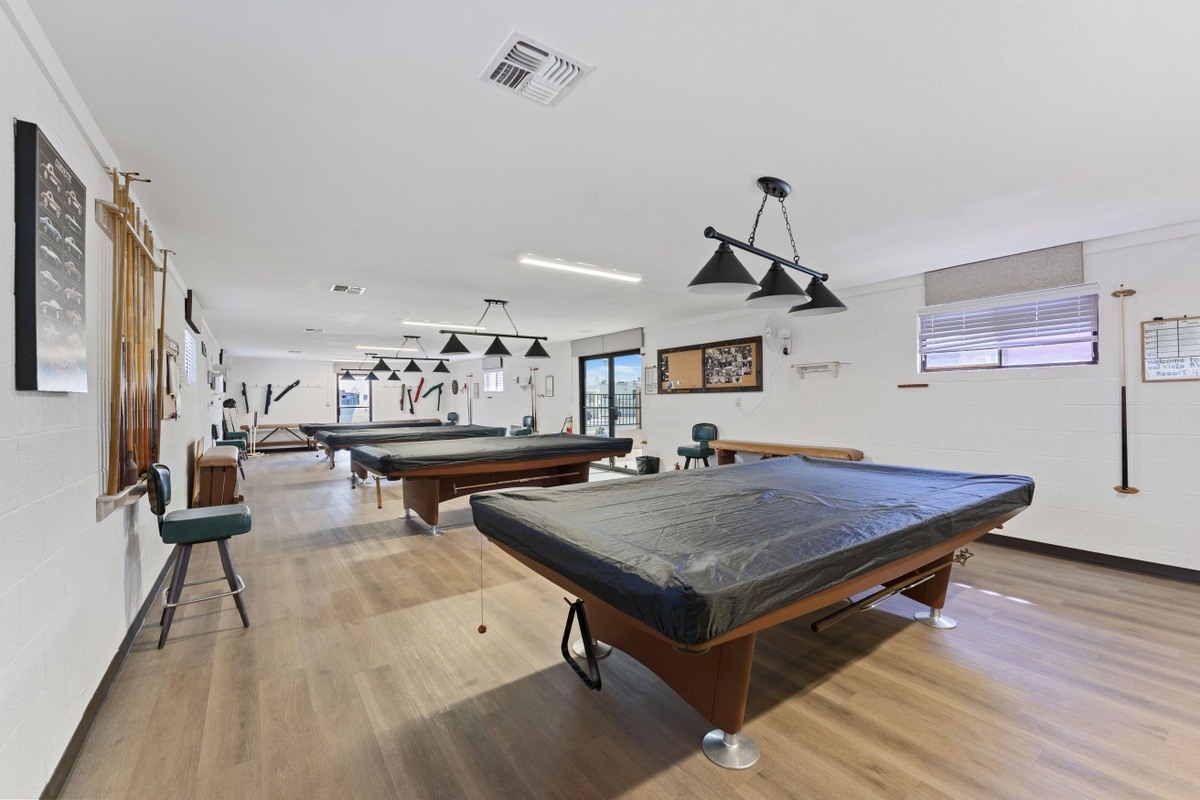 Val Vista - exterior