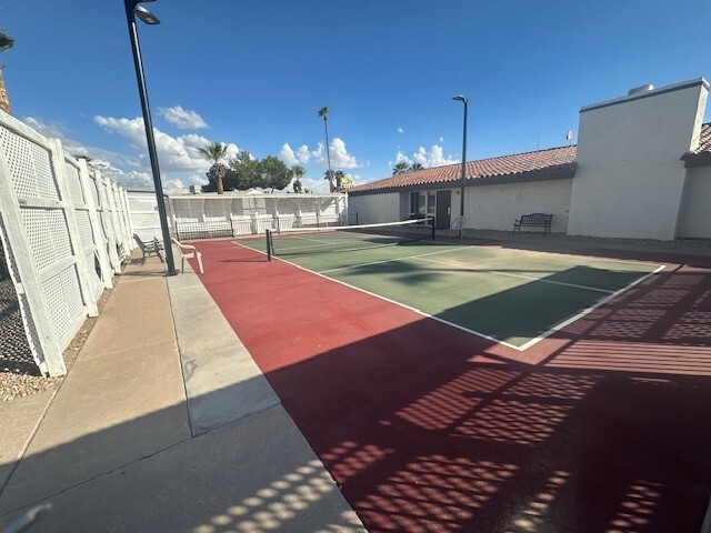 Pacific Manor - exterior