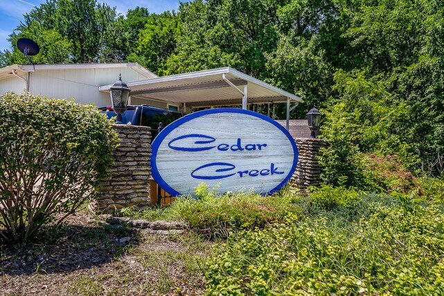 Cedar Creek - exterior