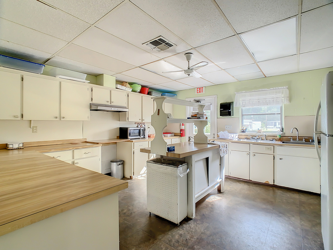 May Manor - exterior