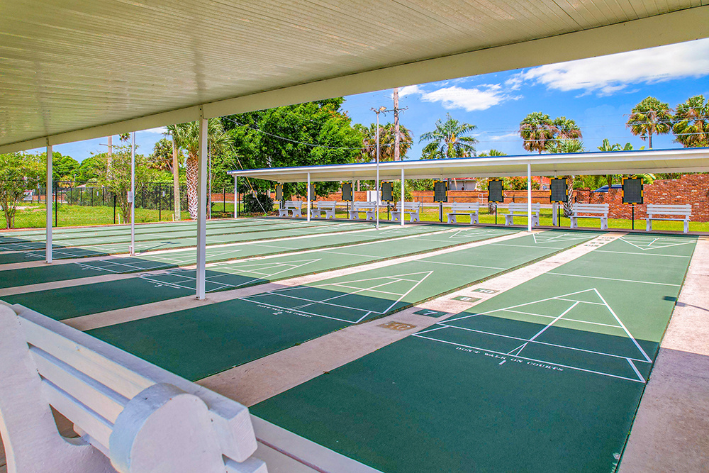 Orange Manor (East) - exterior