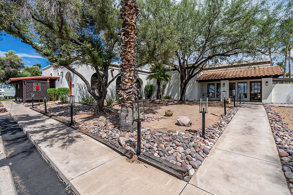 Western Way - exterior