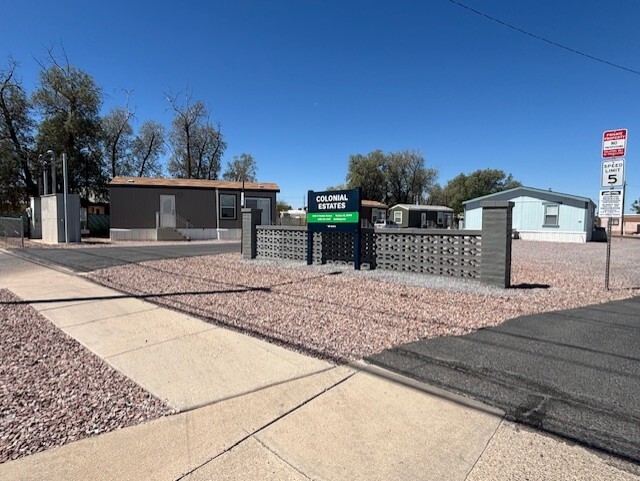 Colonial Estates (AZ) - exterior