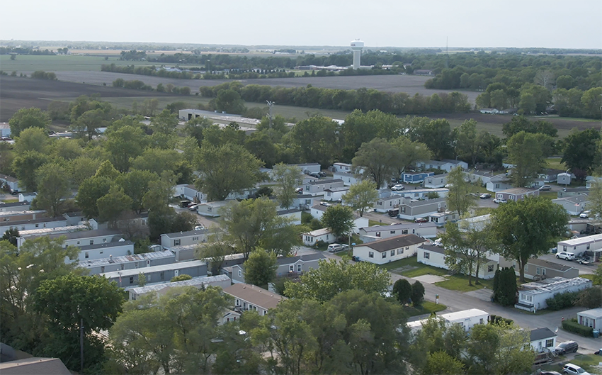 Kankakee Estates - exterior