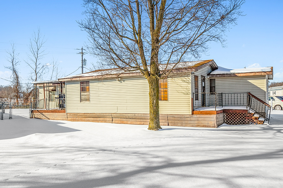 Wooded Acres Estates - exterior