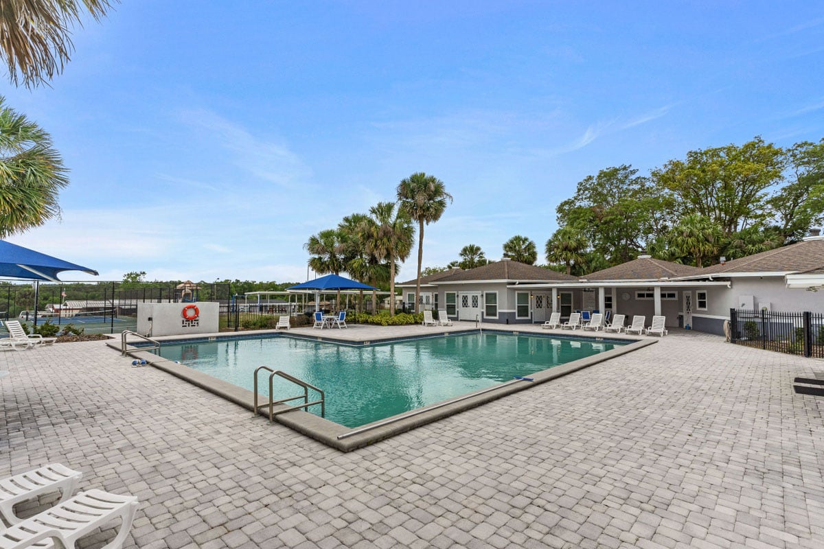 Oak Springs - exterior