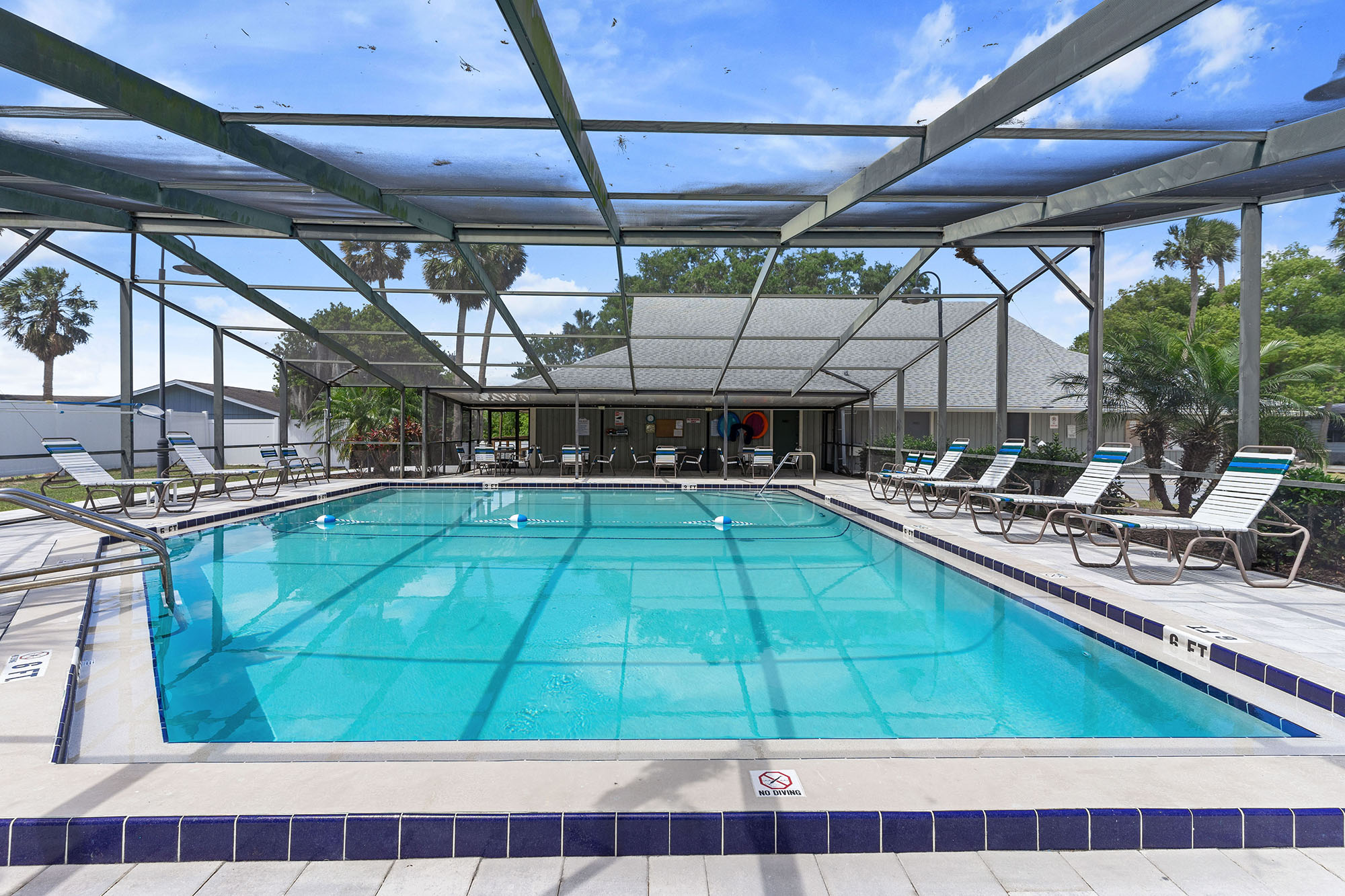 Lakeside Village - exterior