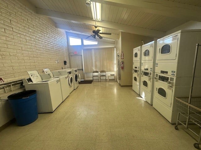 Pacific Manor - exterior