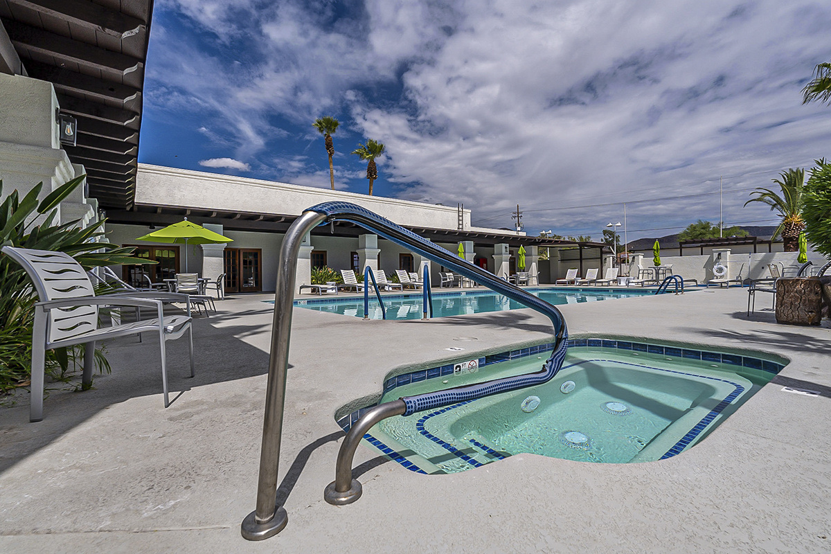 Western Way - exterior