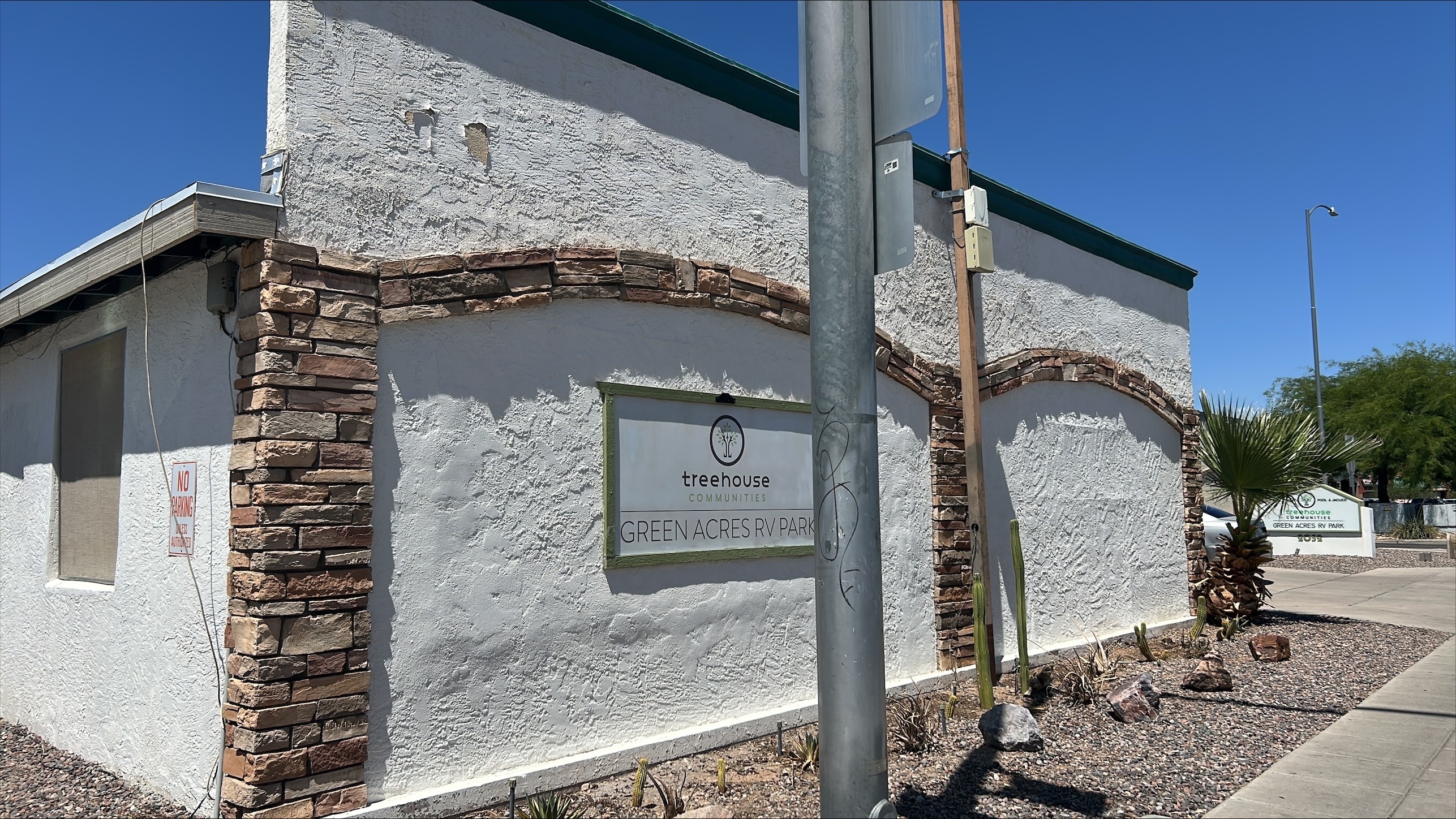 Green Acres - exterior