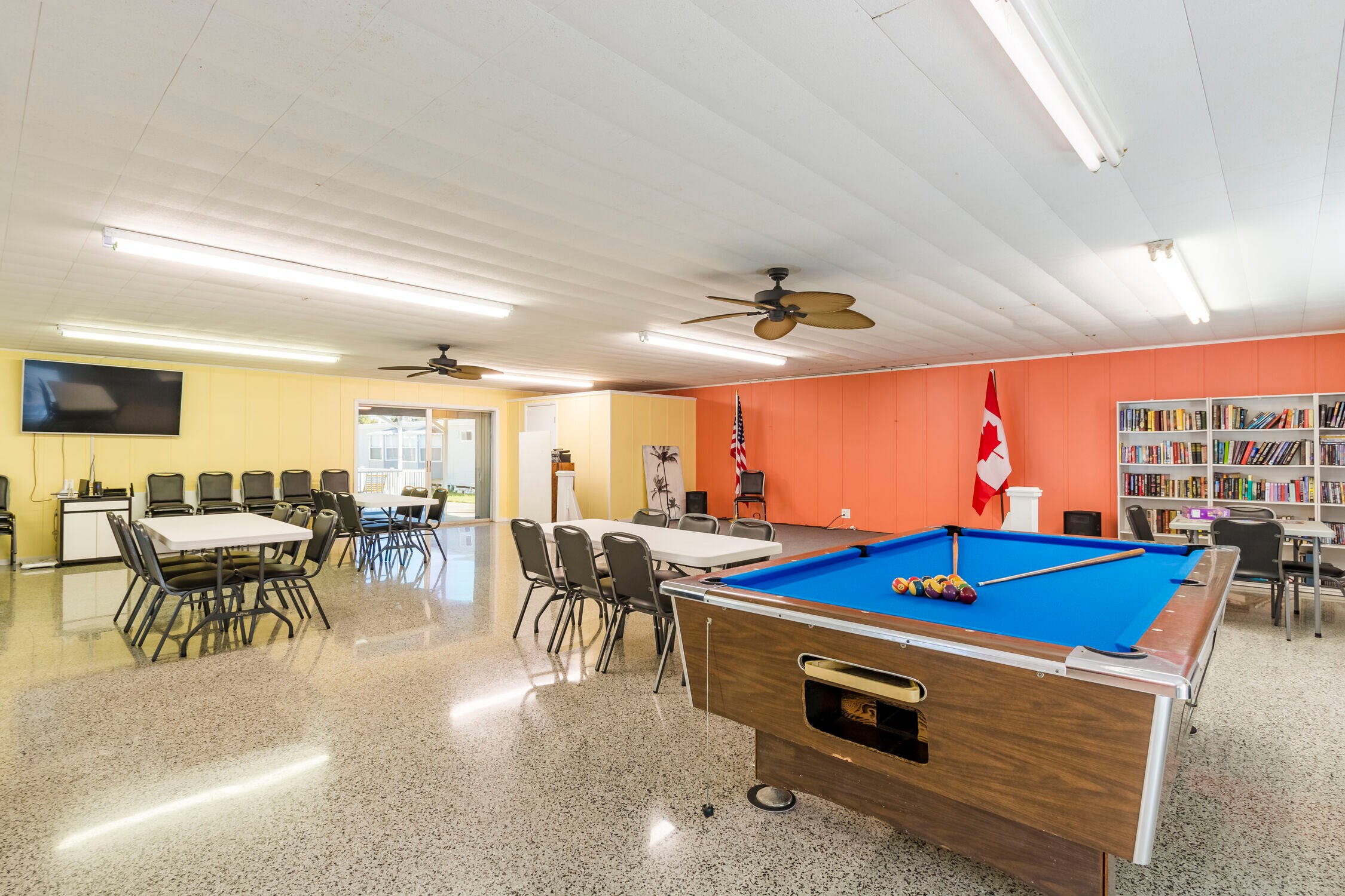 Sunny Grove - exterior