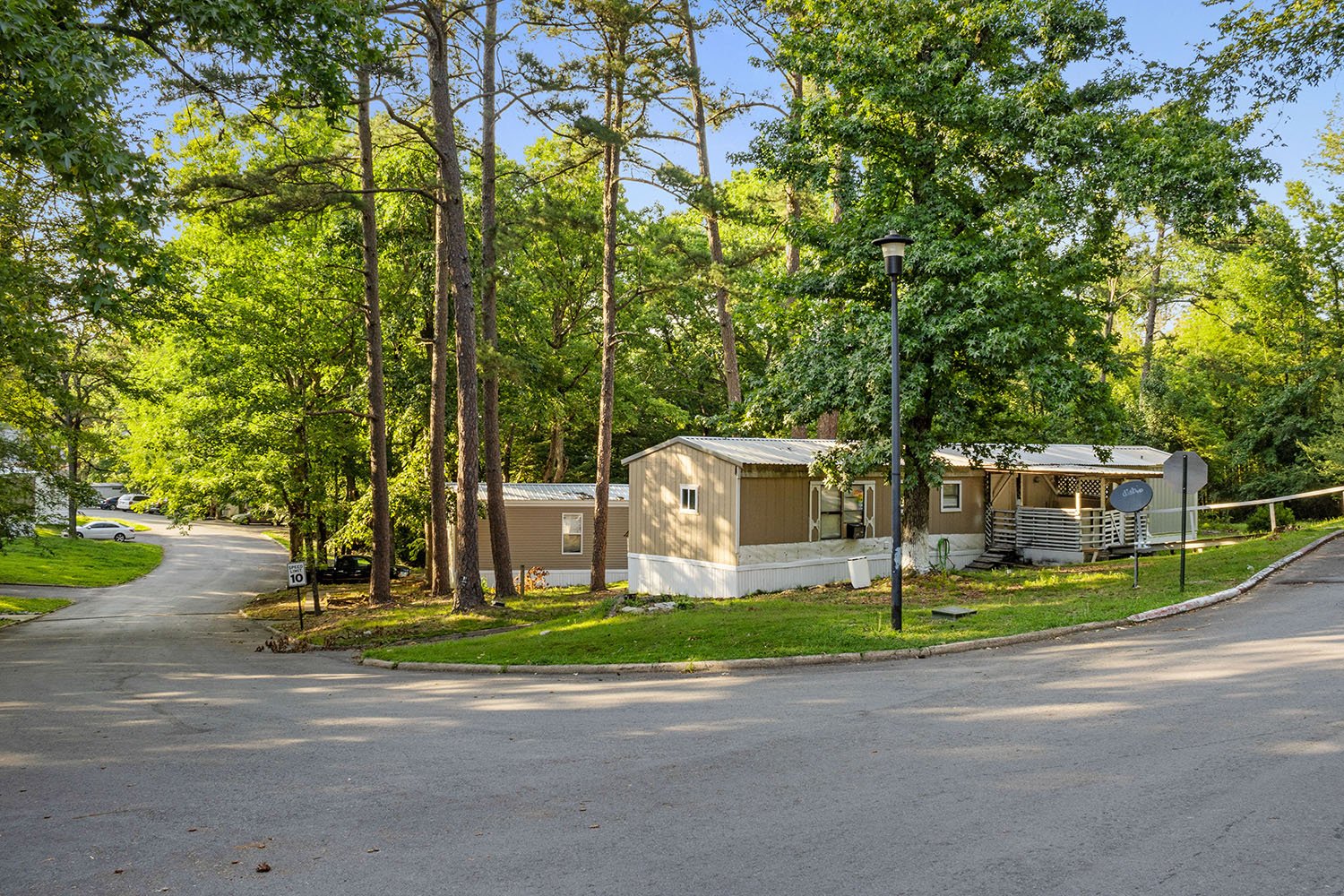 Rolling Hills - exterior