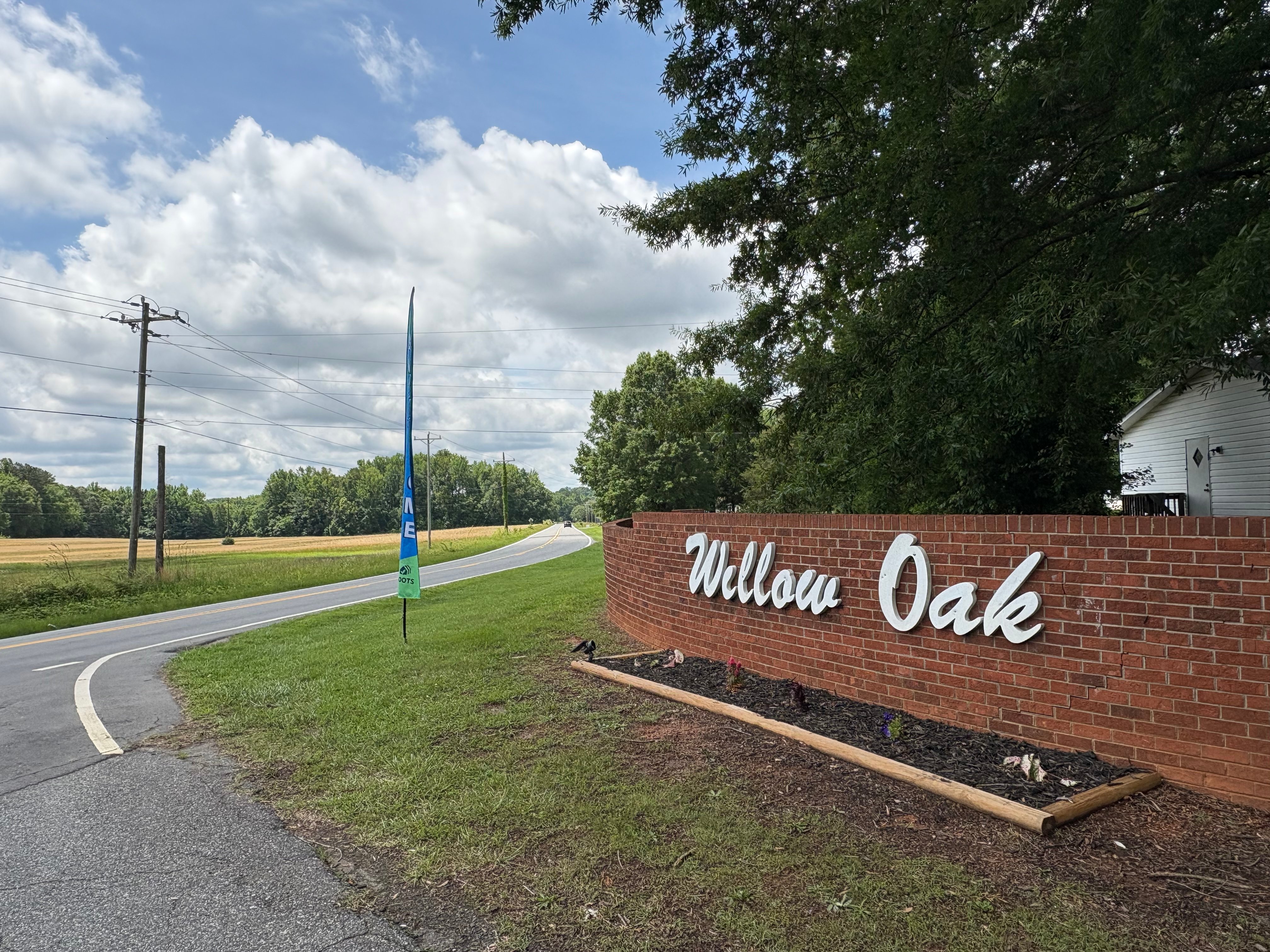 Willow Oaks - exterior