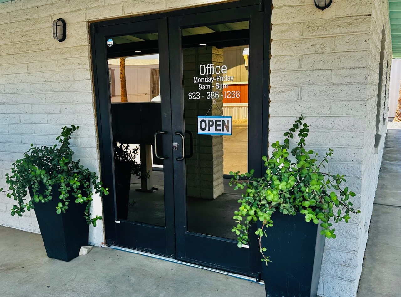 Estrella Valley - exterior