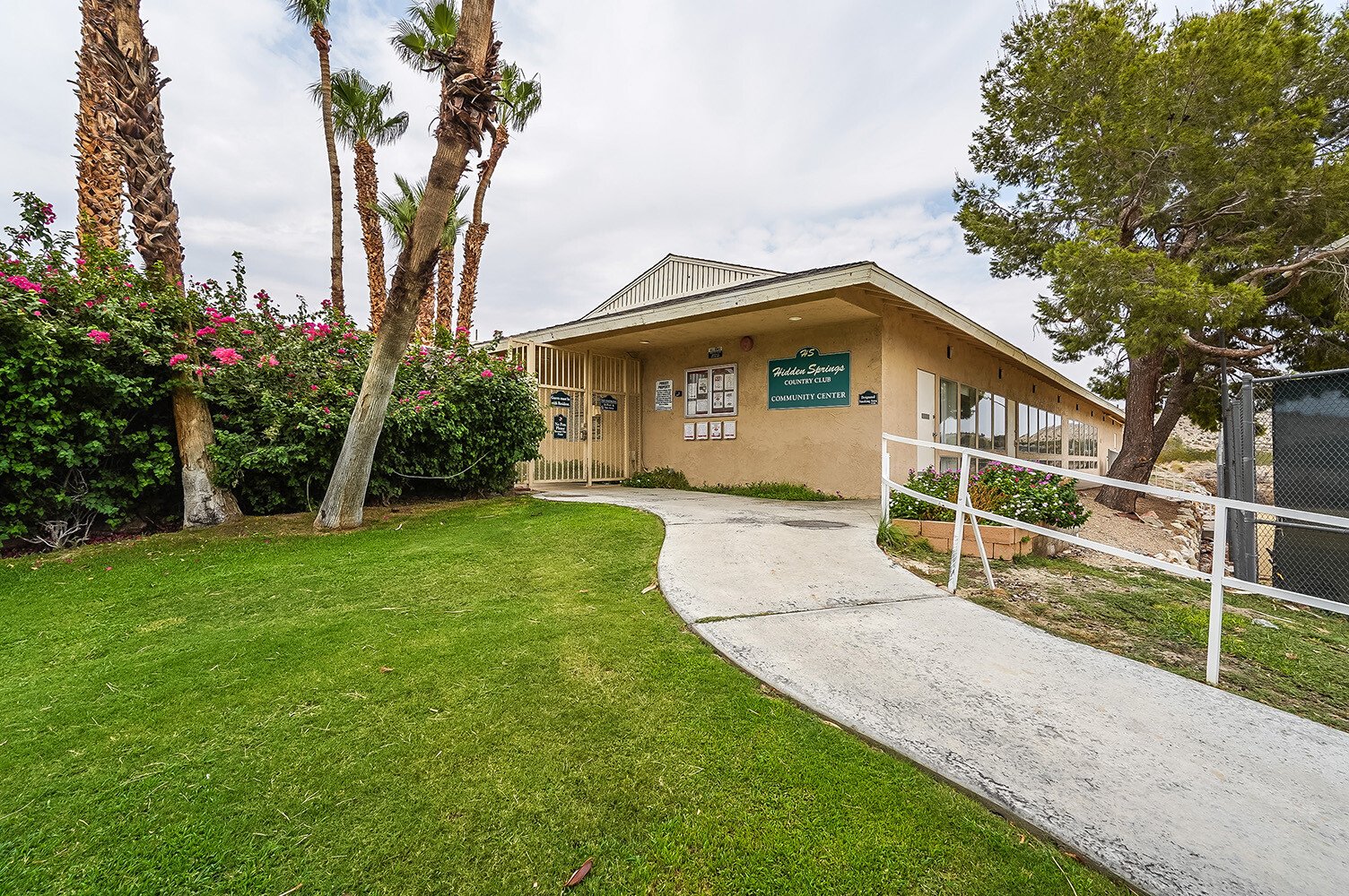 Hidden Springs - exterior