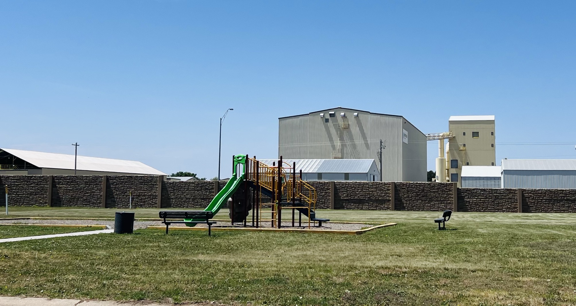 Cottonwood Meadows - exterior