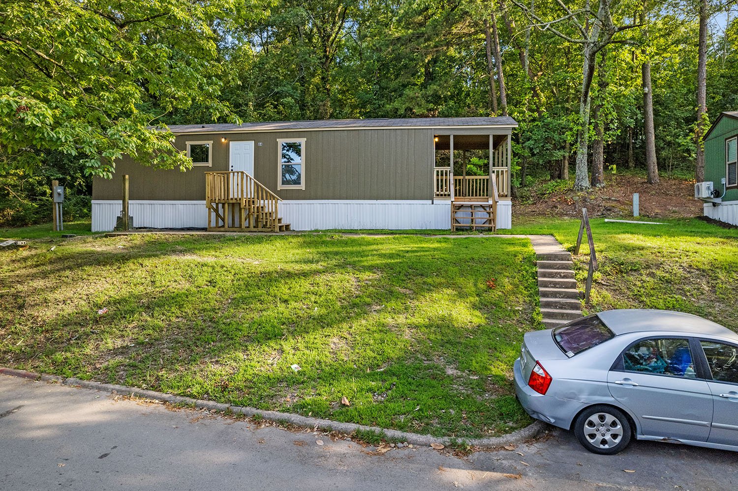 Rolling Hills - exterior