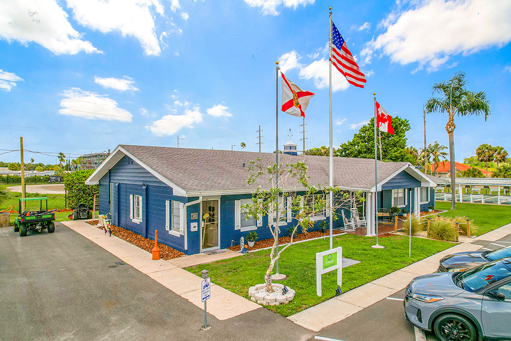 Orange Manor (East) - exterior